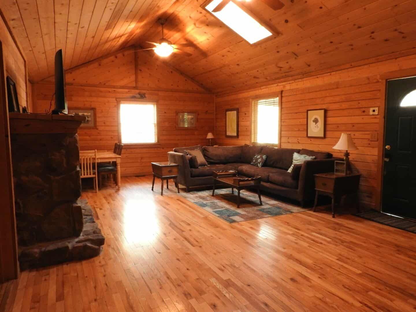 Smart TV, fireplace, DVD player, stereo