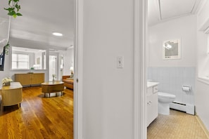 ヘアドライヤー、タオル