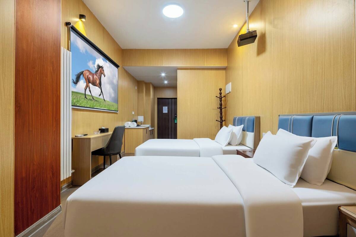 Kamar Twin Elite, pemandangan kota | Seprai premium dan didekorasi berbeda-beda