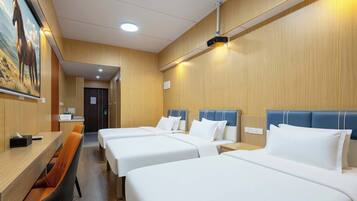 Exclusive Triple Room, City View | Premium bedding, individually decorated, individually furnished, desk