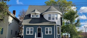 Beautiful Victorian apartment near historic Midland Street