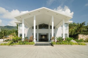 Fachada da propriedade