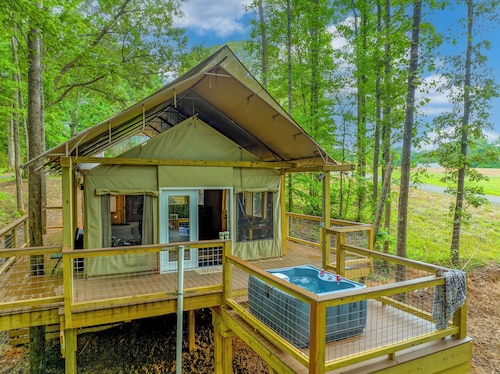 Zootastic Getaway | Private Zoo Access + Nature Retreat