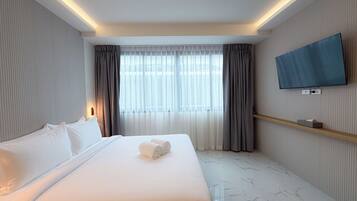 Free WiFi, bed sheets