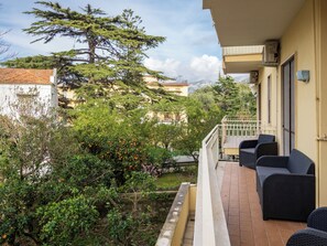 Leilighet – comfort, balkong, byutsikt | Balkong