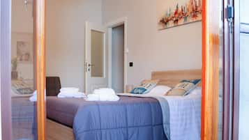 Comfort Apartment, Balcony, City View | Blackout curtains, iron/ironing board, free WiFi