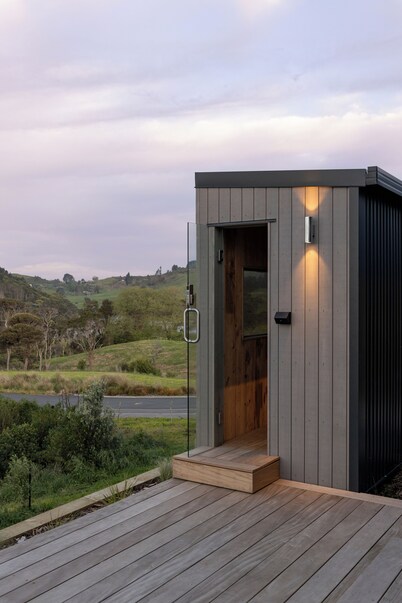 Studio Āio - Raglan Retreat With Sauna