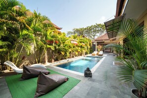 Outdoor pool - Island Getaway Villa (Denpasar)