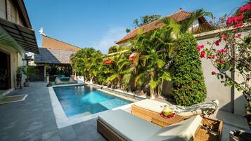 Piscina externa