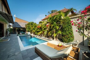 Outdoor pool - Island Getaway Villa (Denpasar)