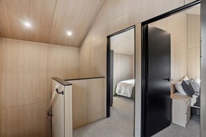 2 chambres, fer et planche à repasser, lit de bébé portatif, Wi-Fi