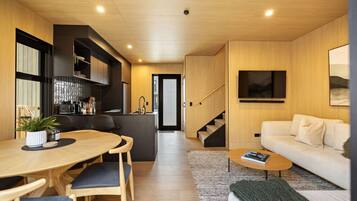 Fernseher, Stereoanlage