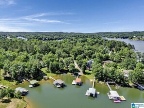 منظر من الجو على ارتفاع عالٍ