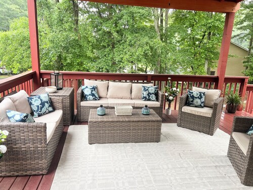 In Dacula, Charming 4-bedroom home in a warm, welcoming community.