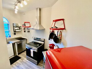 Microwave, oven, stovetop, dishwasher