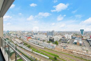 Apartamento, 3 habitaciones, vistas a la ciudad | Balcón