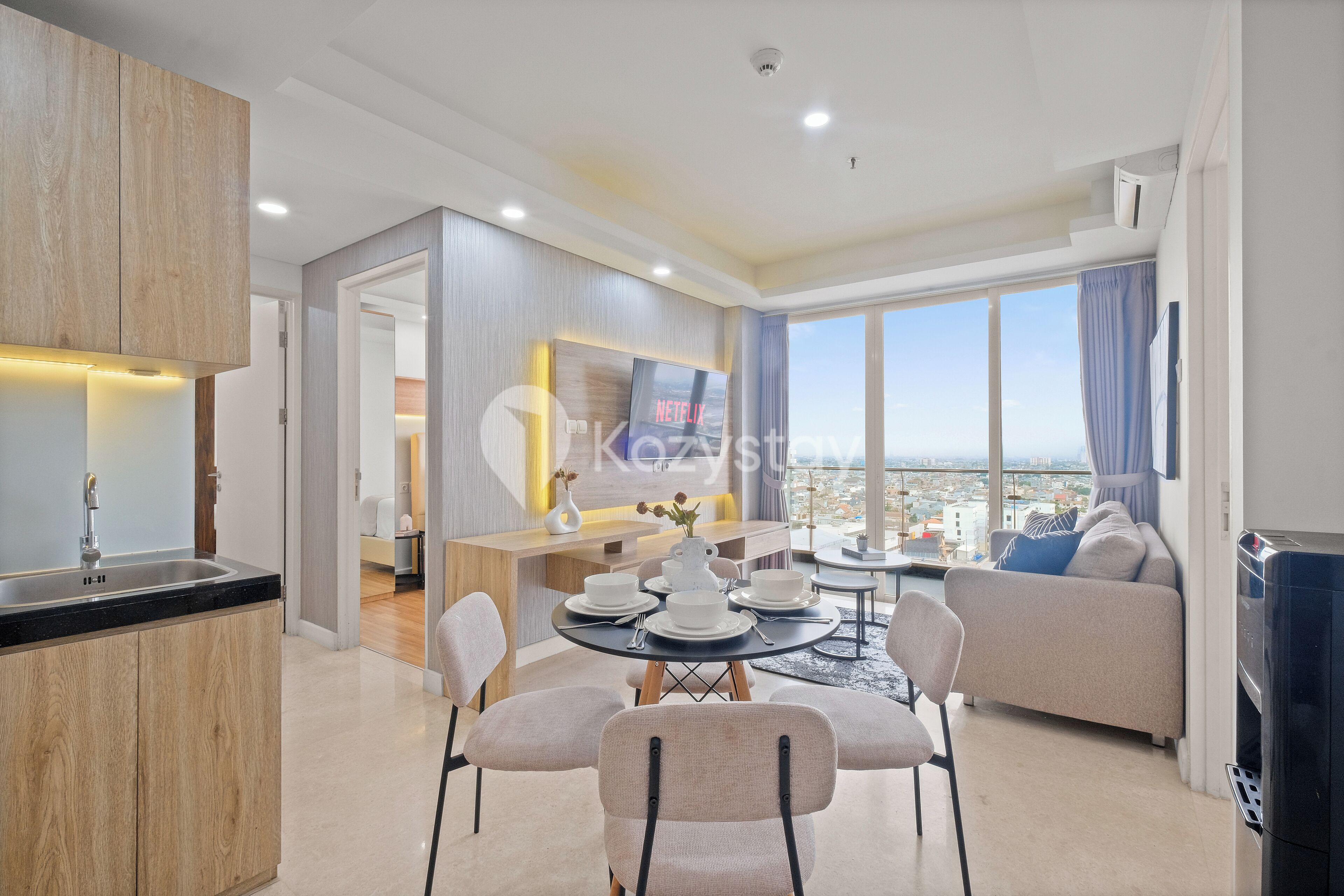 Apartamento, 3 habitaciones, vistas a la ciudad | Comedor