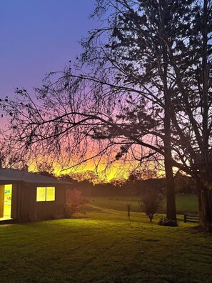 المنشأة من الخارج