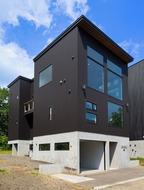 Exterior - Off Piste Chalet (Kutchan)