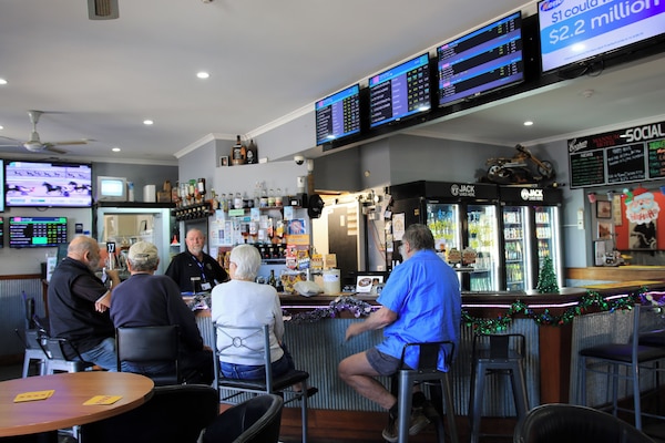 Sports bar