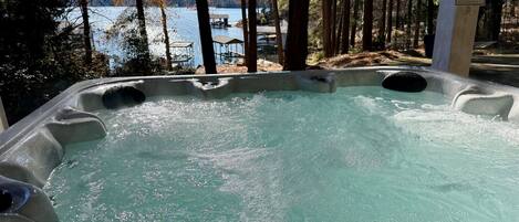 Bain à remous extérieur