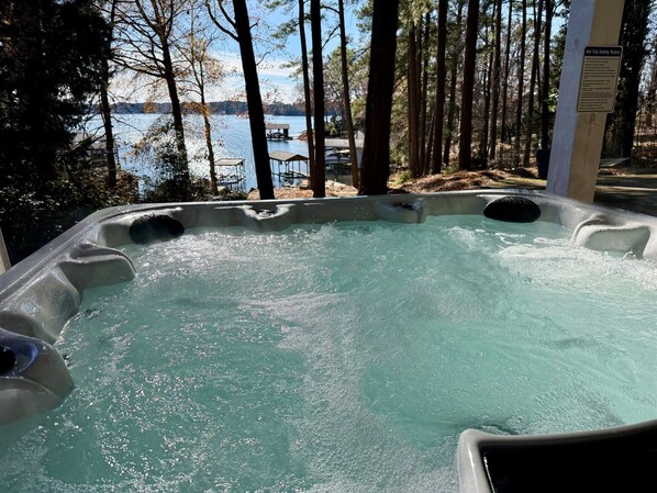 Bain à remous extérieur