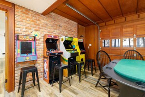 Spielezimmer