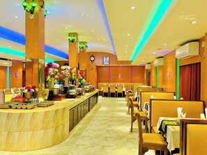 Restaurant - The Shopnodip Resort Pabna (Ishurdi)