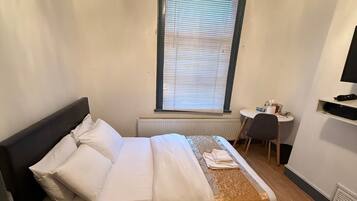 Room, 1 Bedroom, Balcony, City View | 1 bedroom