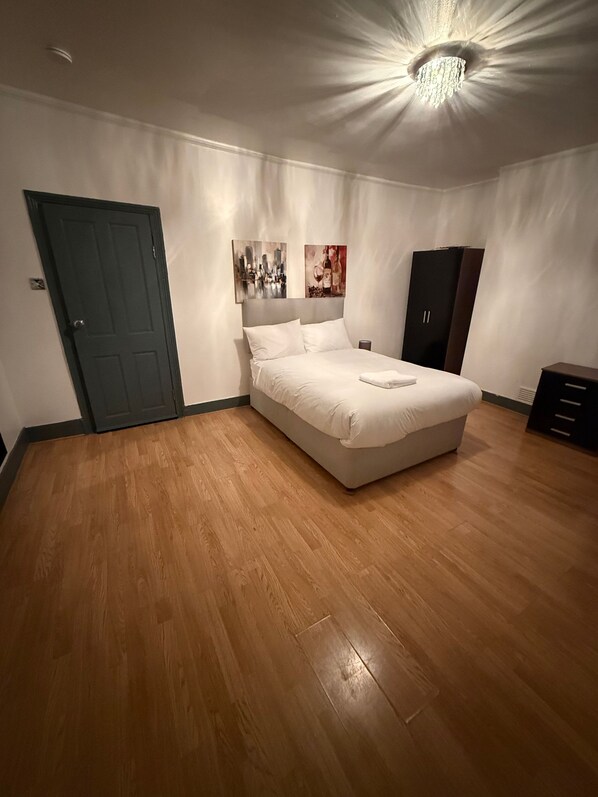 Room, 1 Bedroom, Balcony, City View