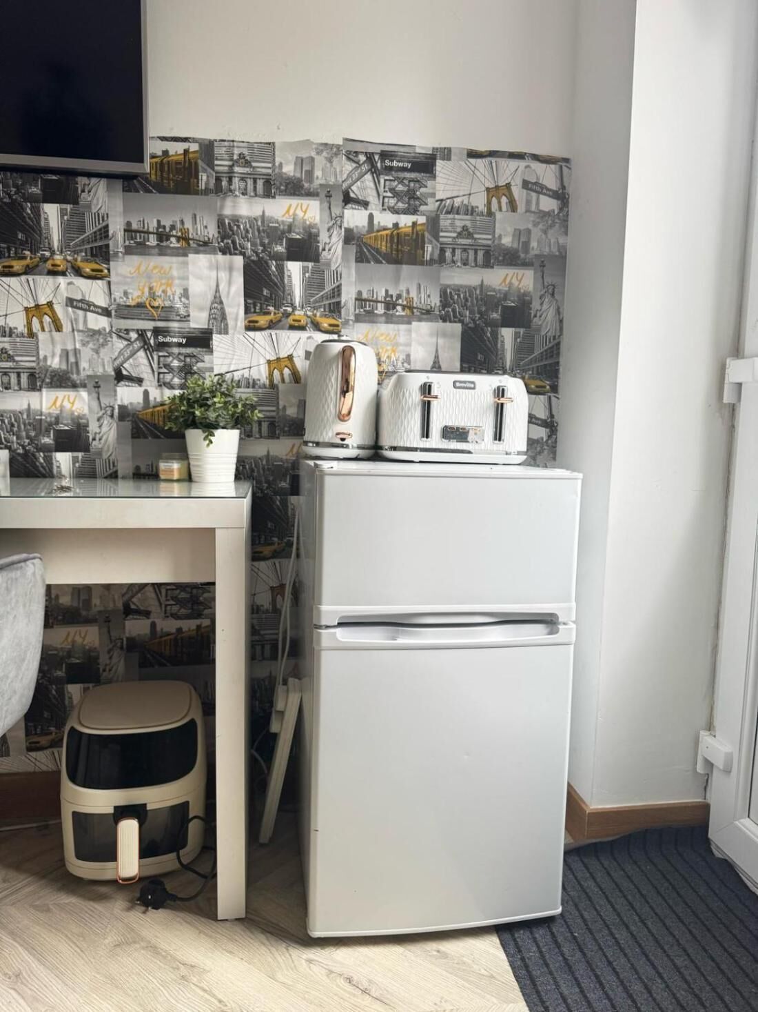 Apartment, 1 Bedroom, Balcony, Garden View | Interior