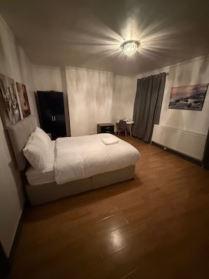 Dortoir Partagé, 1 chambre, balcon | 1 chambre