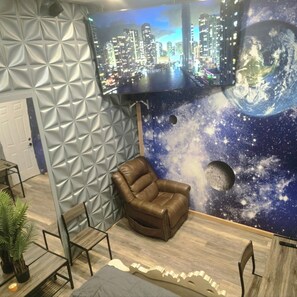 المنشأة من الداخل