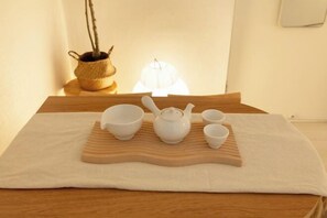 Restaurant - Like urhome_Line2 Gangnam 14min Jamsil, Hongdae 25 (Seoul)