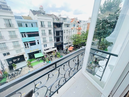 华丽公寓, 1 张特大床, 阳台, 城市景观 | 阳台