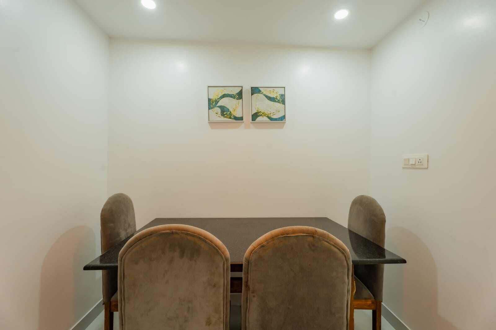 รูมเซอร์วิส - บริการอาหาร