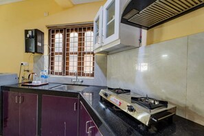 Familie appartement | Privékeuken | Een waterkoker