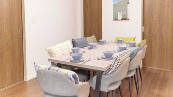 Apartment | Living area