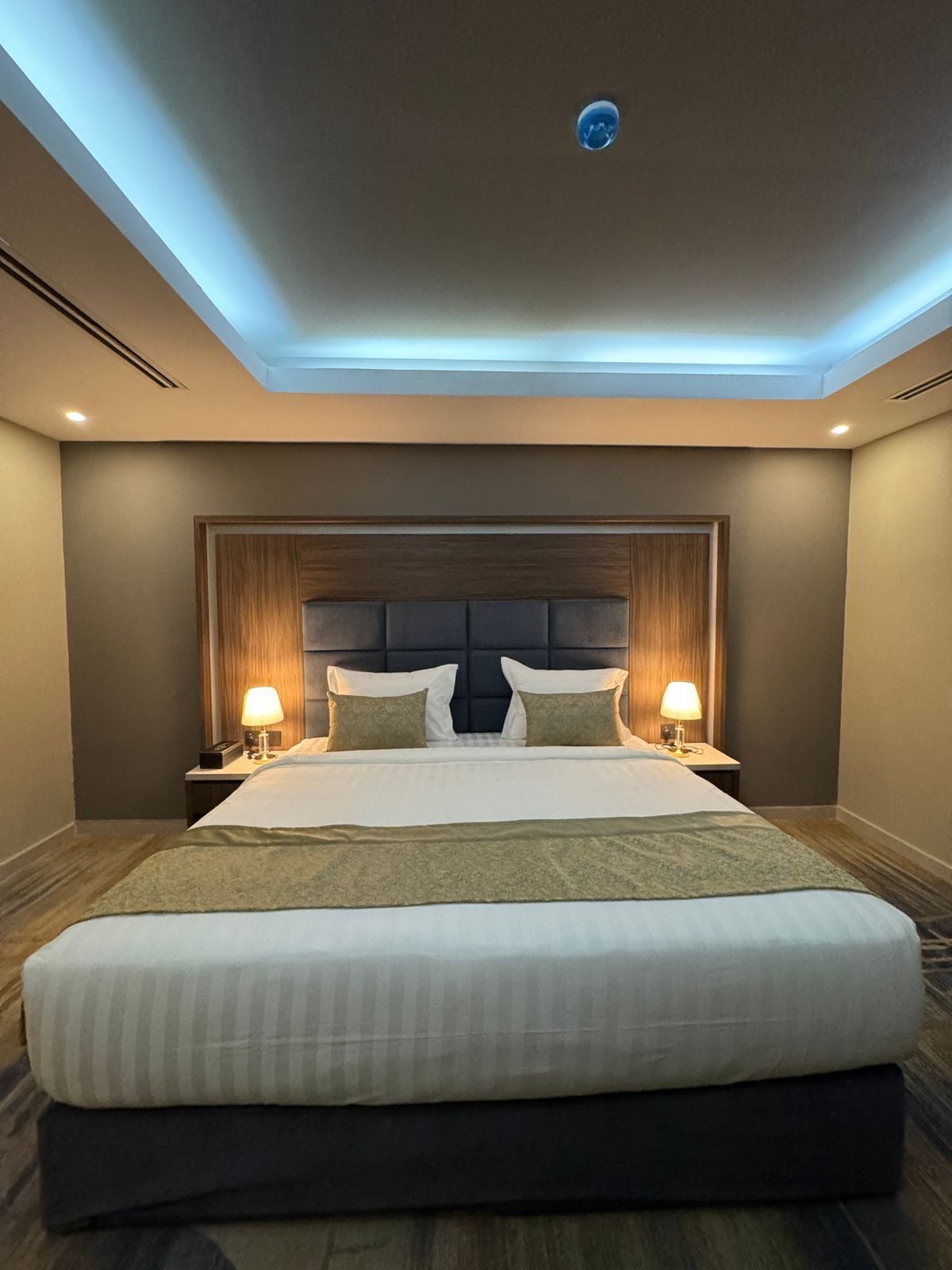 Studio | Pillowtop beds, minibar, in-room safe, iron/ironing board