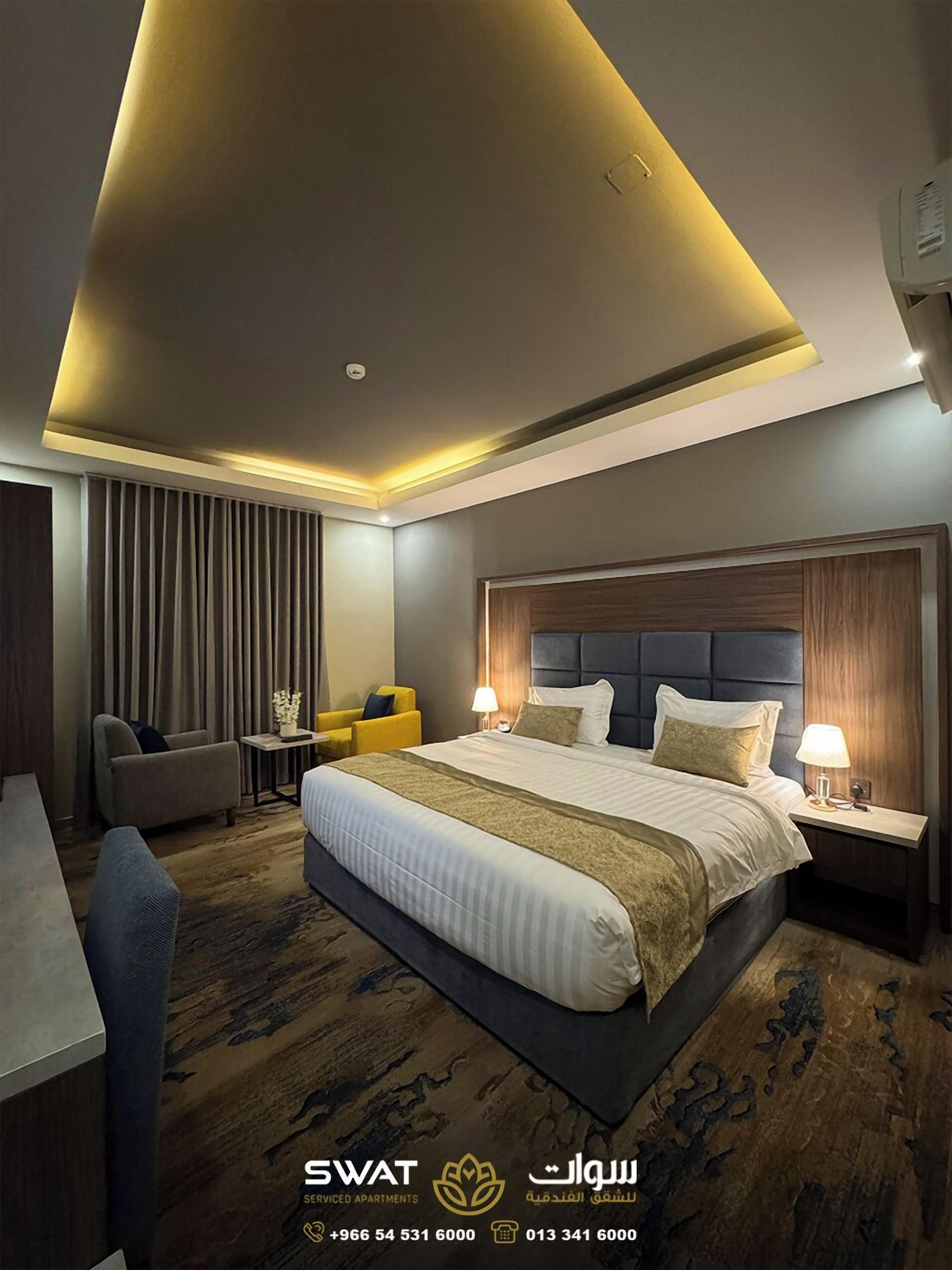 Family Suite | Pillowtop beds, minibar, in-room safe, iron/ironing board