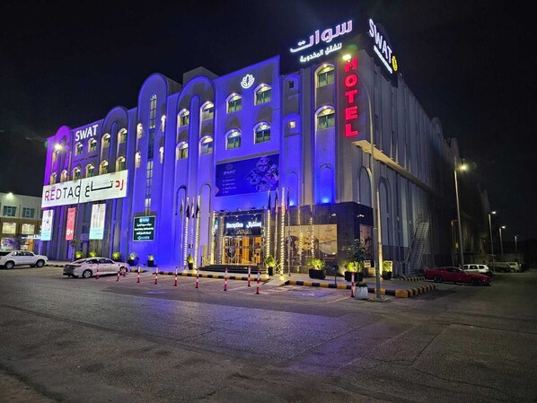 Front of property - SWAT SERVICED APARTMENTS 5 (Eastern Province, Al Khobar)