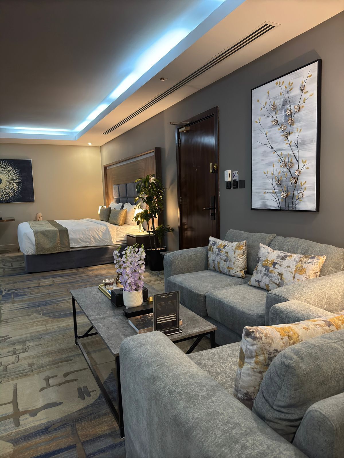 双人房 | 加厚床垫、迷你吧、客房内保险箱、熨斗/熨衣板