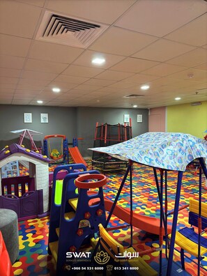 Aire de jeux - intérieure