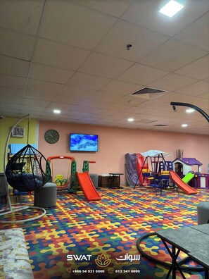 Aire de jeux - intérieure