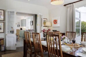 Dining - Elegant dog friendly home with panoramic views - The Old Vicarage (Aldsworth)