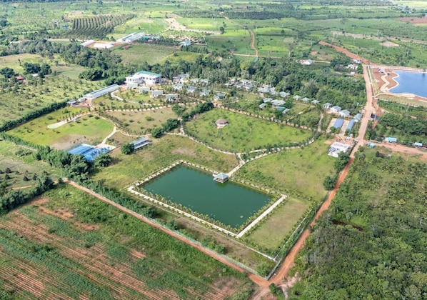 Front of property - Samanea Wellness Resort (Veal Veaeng)