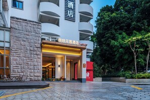 Facciata della struttura