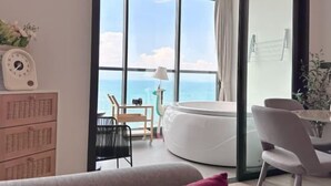 Room - EDGE Central holiday in pattaya (Pattaya)