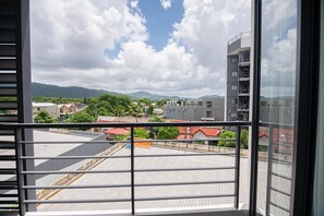 Apartamento, 1 habitación, balcón, vistas a la montaña | Vistas desde la habitación