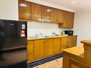 Presidential Suite | Iron/ironing board, free WiFi